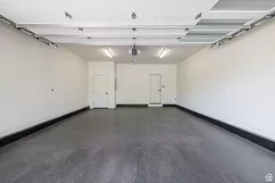 214 S 200 E, Moab, UT 84532 - Photo 28