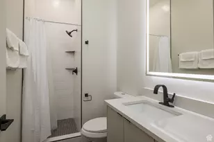 214 S 200 E, Moab, UT 84532 - Photo 16