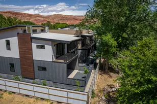 214 S 200 E, Moab, UT 84532 - Photo 28