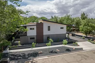 214 S 200 E, Moab, UT 84532 - Photo 28