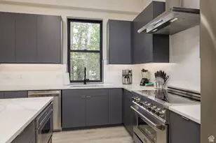 214 S 200 E, Moab, UT 84532 - Photo 10