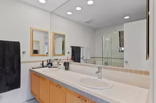 2842 E Oakbrook Circle, Salt Lake City, UT 84108 - Photo 20