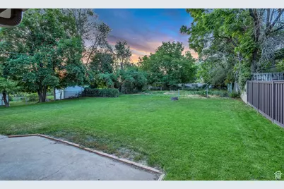 684 E 2700 N, North Ogden, UT 84414 - Photo 8