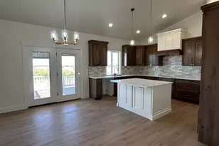 3191 S 5100 W, Hooper, UT 84315 - Photo 2