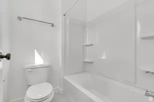 2616 N 2125 W, Clinton, UT 84015 - Photo 16