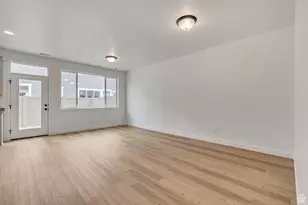 2616 N 2125 W, Clinton, UT 84015 - Photo 8