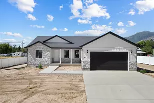 61 E 600 S, Nephi, UT 84648 - Photo 4