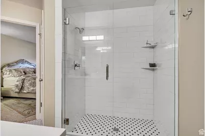 145 N 240 E, Orem, UT 84057 - Photo 22
