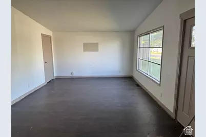 112 Quincy Ave E, Ogden, UT 84404 - Photo 2