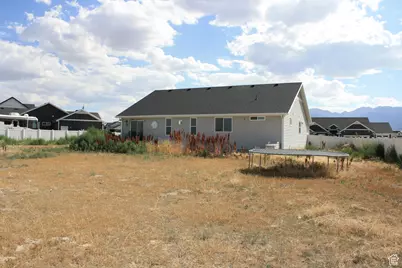 539 S Chan Dr, Grantsville, UT 84029 - Photo 34