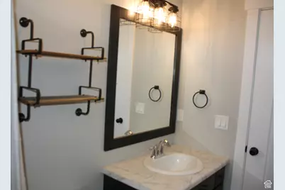 539 S Chan Dr, Grantsville, UT 84029 - Photo 16