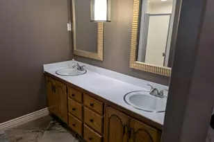 1584 E Petunia Way, Sandy, UT 84092 - Photo 14