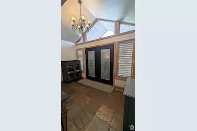 1584 E Petunia Way, Sandy, UT 84092 - Photo 26