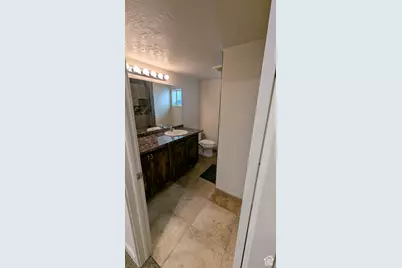 1584 E Petunia Way, Sandy, UT 84092 - Photo 46