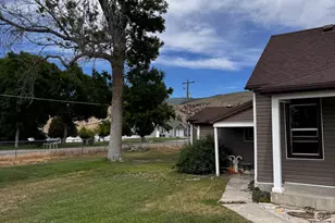 11 S 100 E, Mayfield, UT 84643 - Photo 2