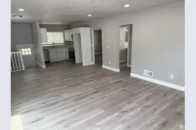 2327 S Custer E, Ogden, UT 84401 - Photo 8