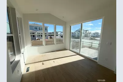 2970 N Kingbird Dr #621, Eagle Mountain, UT 84005 - Photo 8