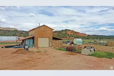 7395 N Johnson Canyon Rd, Kanab, UT 84741 - Photo 48