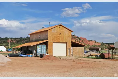 7395 N Johnson Canyon Rd, Kanab, UT 84741 - Photo 38