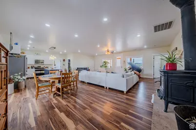 7395 N Johnson Canyon Rd, Kanab, UT 84741 - Photo 6