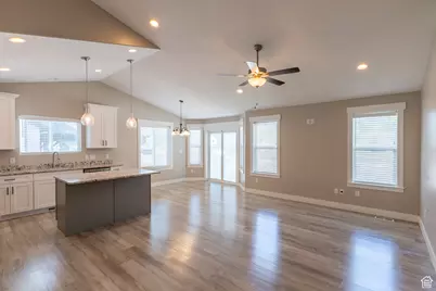 3867 N Chapman Dr, Eagle Mountain, UT 84005 - Photo 2