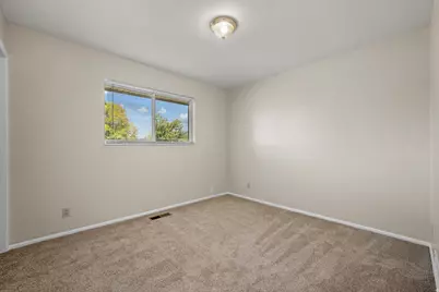 9203 S 220 E, Sandy, UT 84070 - Photo 14