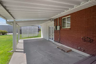 9203 S 220 E, Sandy, UT 84070 - Photo 24