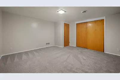 9203 S 220 E, Sandy, UT 84070 - Photo 18