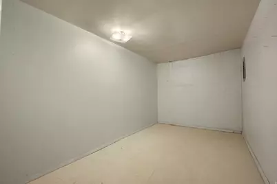 9203 S 220 E, Sandy, UT 84070 - Photo 20