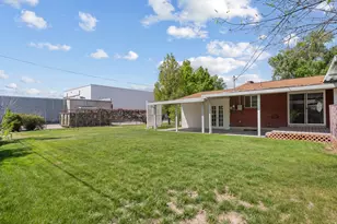 9203 S 220 E, Sandy, UT 84070 - Photo 26