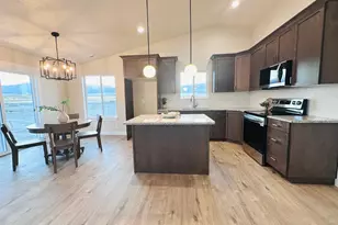 128 S Freedom Wy, Grantsville, UT 84029 - Photo 10