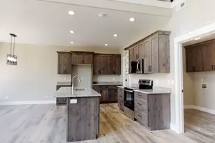 123 S Liberty St, Grantsville, UT 84029 - Photo 4