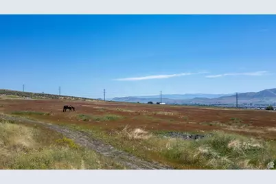 2436 W 1150 N #12, Tremonton, UT 84337 - Photo 12