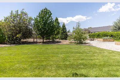 9532 S Willow Trail Way, South Jordan, UT 84095 - Photo 42