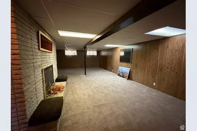 2252 E 6450 S, Cottonwood Heights, UT 84121 - Photo 22