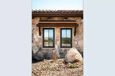 156 Luna De Oro, Virgin, UT 84779 - Photo 2