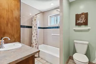 558 E Garden Ave E, South Salt Lake, UT 84106 - Photo 12