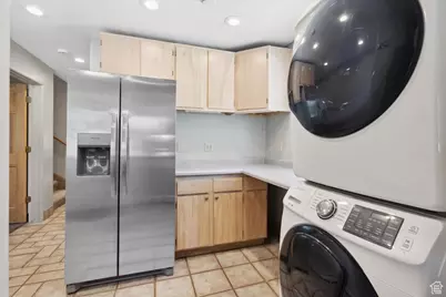 558 E Garden Ave E, South Salt Lake, UT 84106 - Photo 14