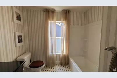 5071 N Oak Creek Dr, Eagle Mountain, UT 84005 - Photo 44