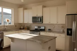 5071 N Oak Crk Dr, Eagle Mountain, UT 84005 - Photo 6