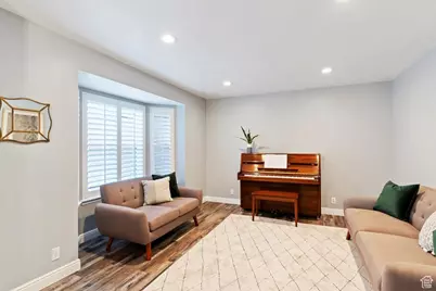 53 N Foxhill Rd N, North Salt Lake, UT 84054 - Photo 4