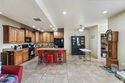 4257 W Lake Bridge Dr S, South Jordan, UT 84009 - Photo 12