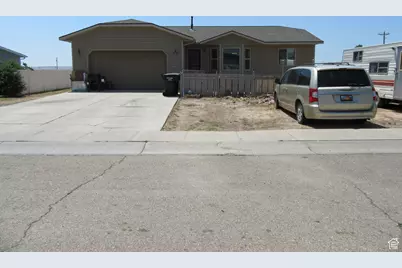 544 E 1875 S, Roosevelt, UT 84066 - Photo 1