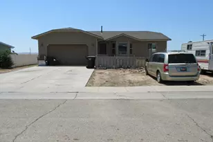 544 E 1875 S, Roosevelt, UT 84066 - Photo 1