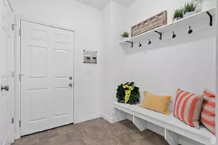 649 E 5650 S, Washington Terrace, UT 84405 - Photo 16