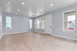 7046 W Swansea Dr, South Jordan, UT 84009 - Photo 8