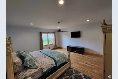 1406 S Bartholomew Dr, Springville, UT 84663 - Photo 10