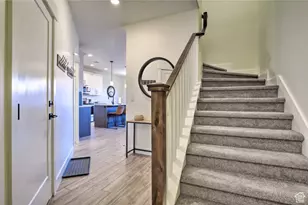 1377 E Vista Roja Pl, Washington, UT 84780 - Photo 4