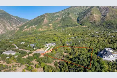 190 W Autumn Leaf Cir #2, Woodland Hills, UT 84653 - Photo 2