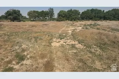 2308 E Highway 40, Naples, UT 84078 - Photo 1